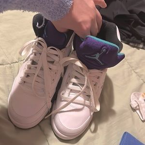 jordan 5 grapes (2013) size 7y 🪻 womens 8.5